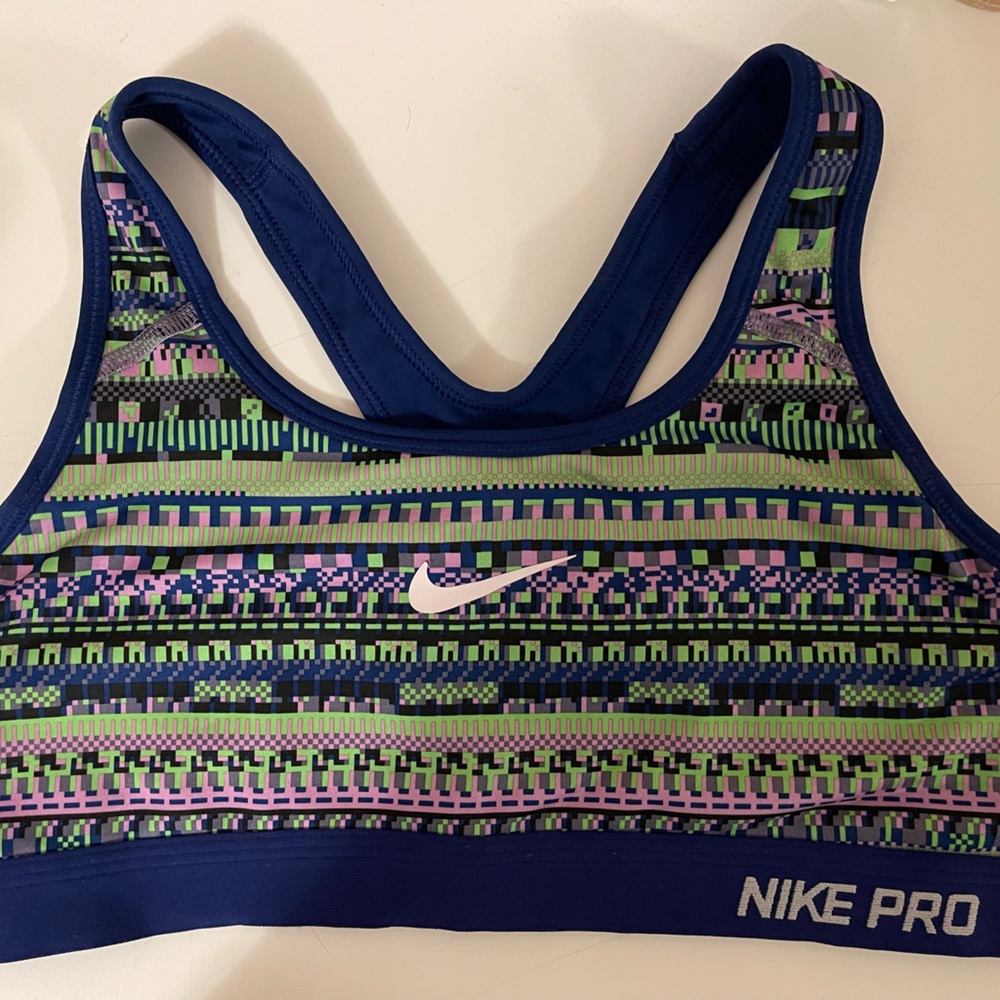 Women’s Sports Bra